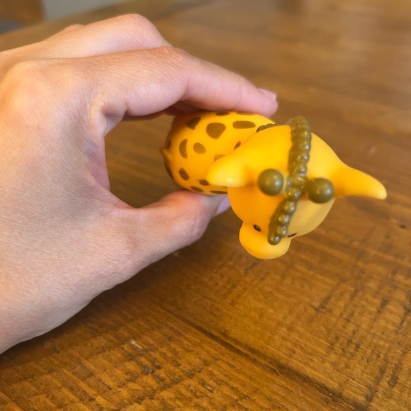 Fisher Price Little People replacement a to a learning zoo. G giraffe as is - Picture 6 of 7